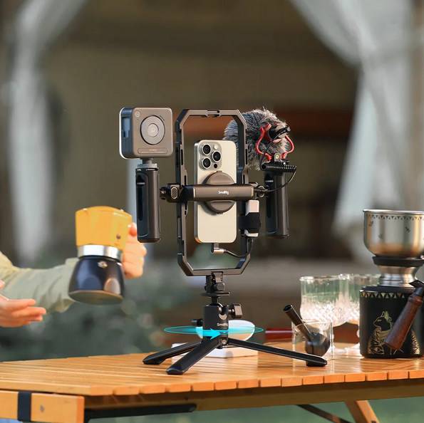 Smallrig All-in-One Video Kit For Smartphone Creators with Audio and Lighting System Full Quick Pro Edition